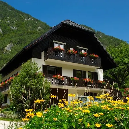 Turisticna Kmetija Ramsak 3*